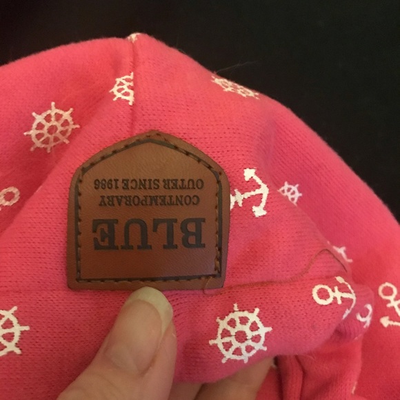 2 for 1 anchored hooded Sweaters - Picture 3 of 3